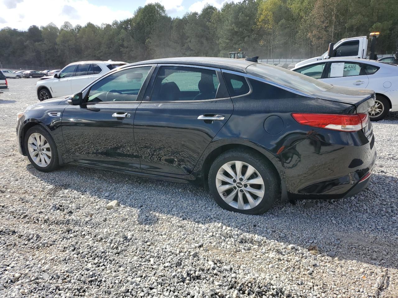 2016 Kia Optima - Image 2