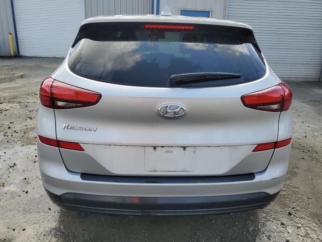 KM8J23A44LU241540 Hyundai Tucson SE 6