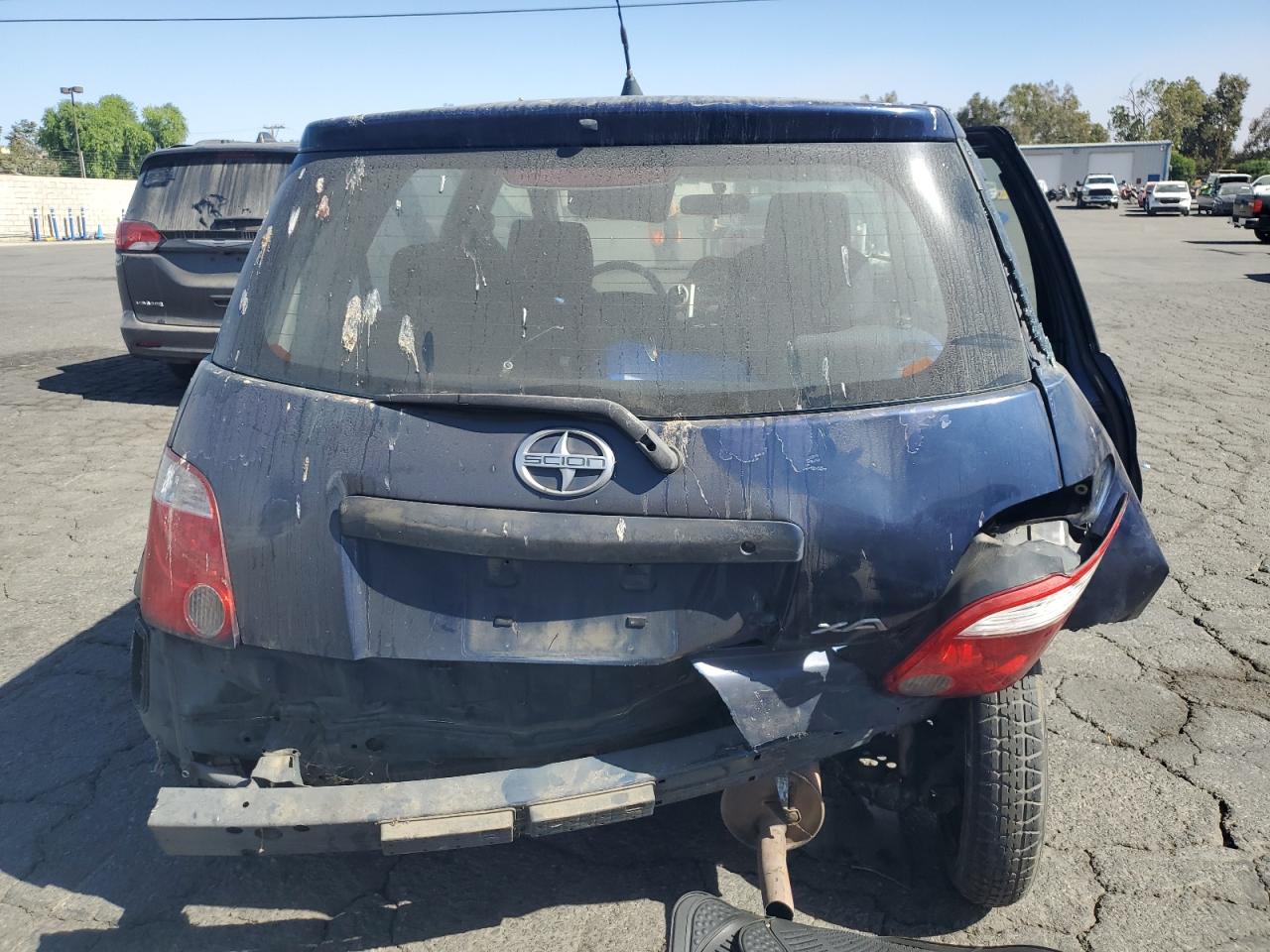 JTKKT624365017611 2006 Toyota Scion Xa