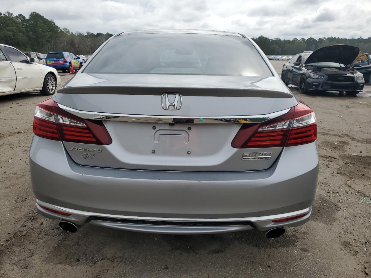 1HGCR2F11HA016889 2017 Honda Accord Sport Special Edition