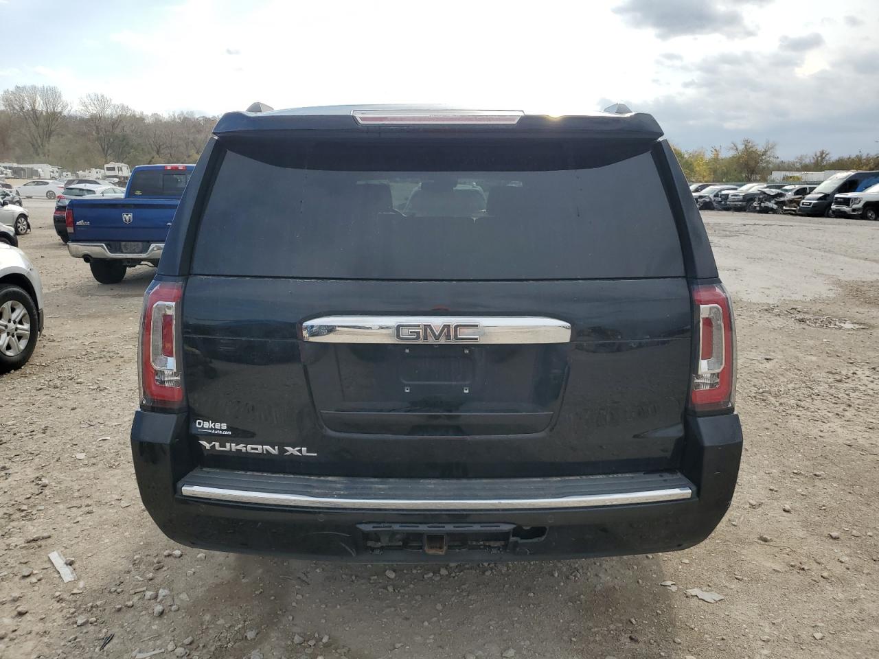 2016 GMC Yukon Xl Denali VIN: 1GKS2HKJ5GR240016 Lot: 78137074