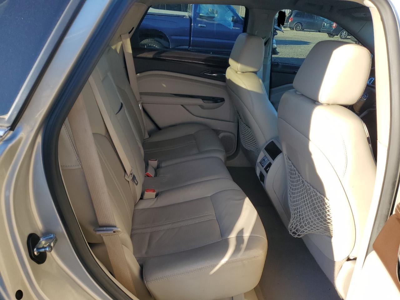 2015 Cadillac SRX - Image 11