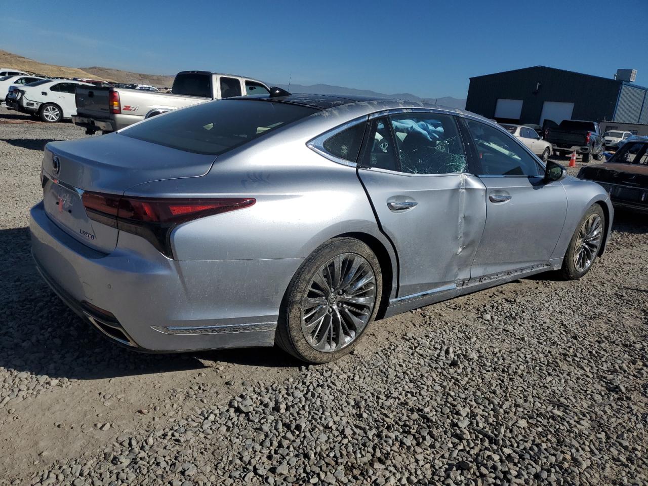 2022 Lexus LS - Image 3