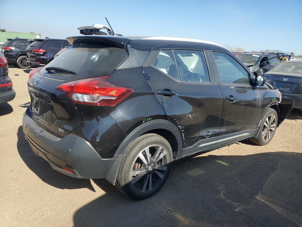 2020 Nissan Kicks - Image 3