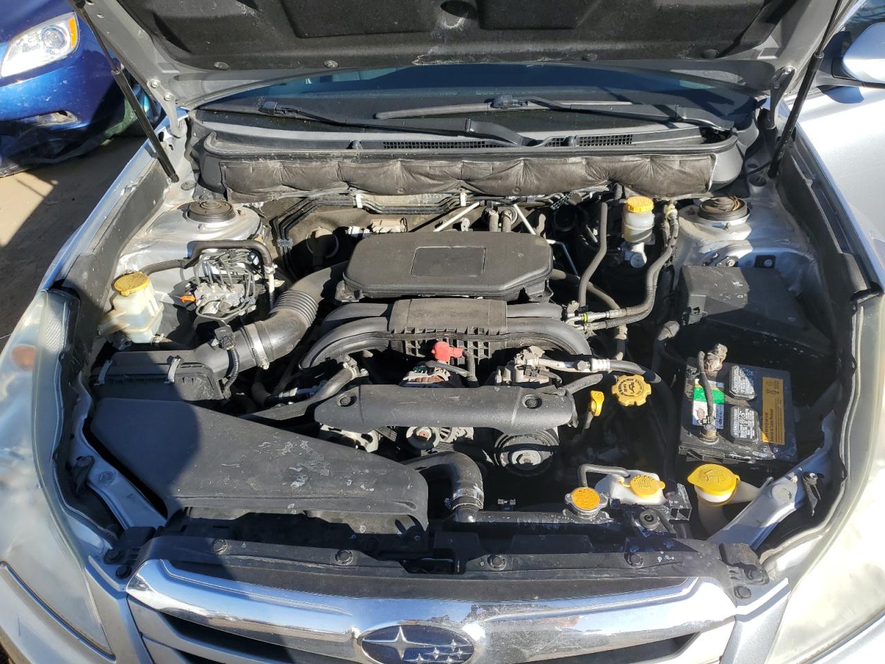 2012 Subaru Outback - Image 11