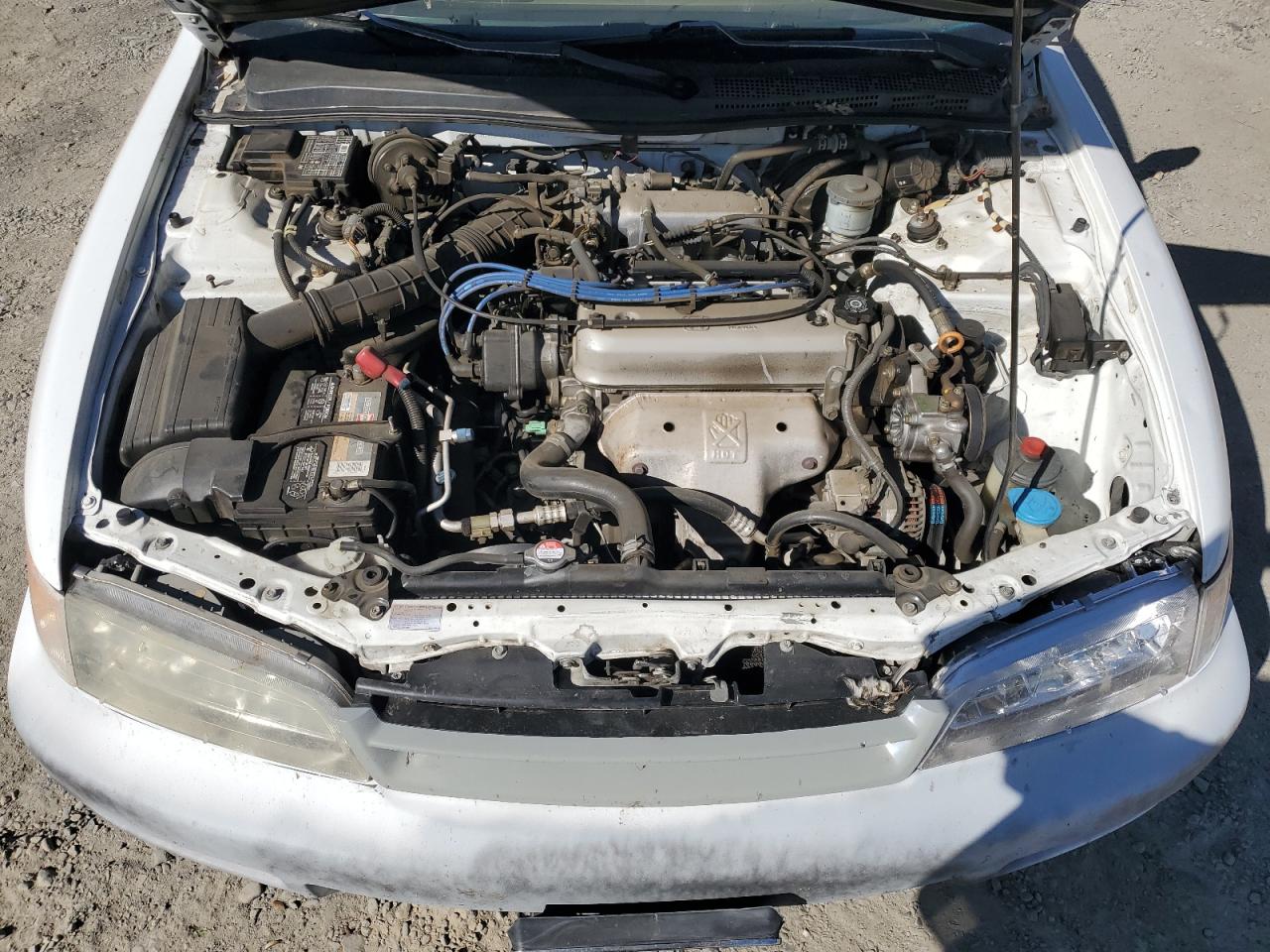 1HGCD5638TA074394 1996 Honda Accord Lx