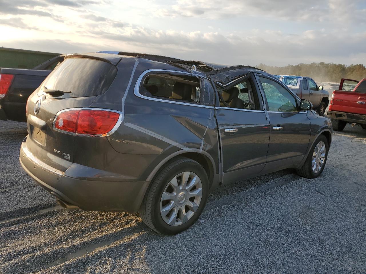 2011 Buick Enclave - Image 3