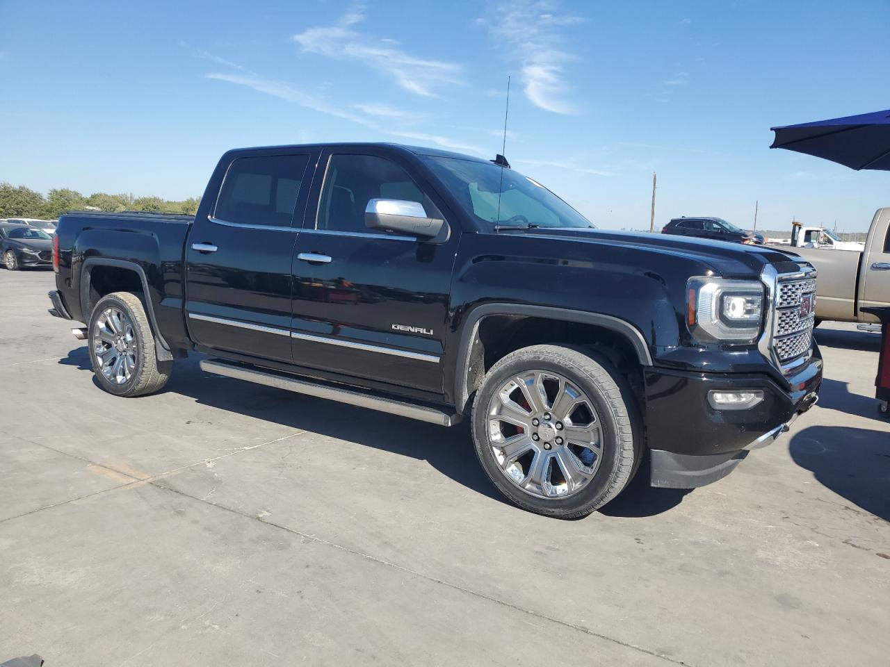 2018 GMC Sierra - Image 4