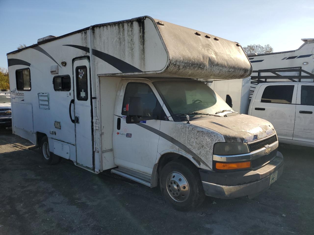 2010 Chevrolet Express - Image 1