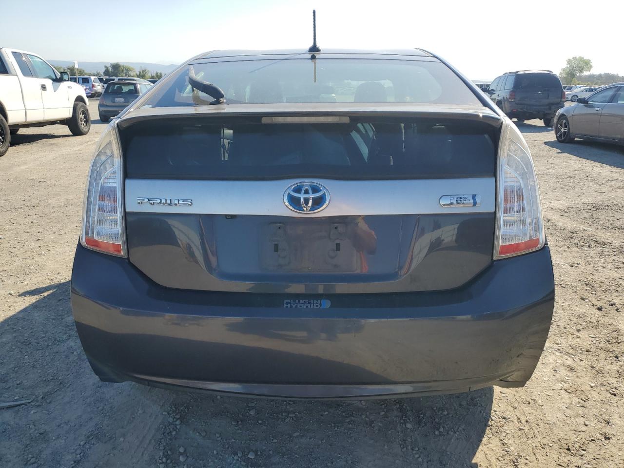JTDKN3DP8F3074616 2015 Toyota Prius Plug-In
