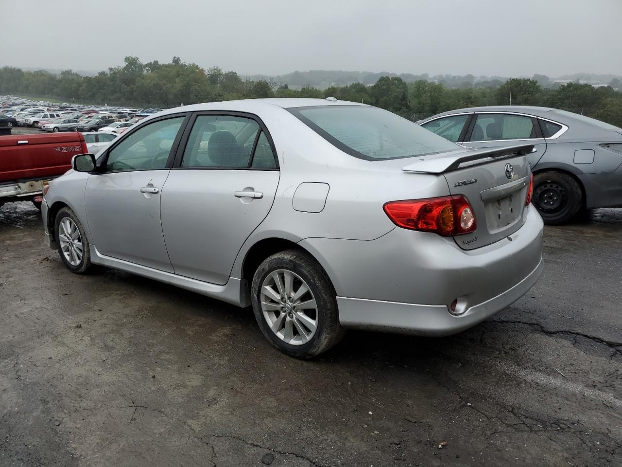 2010 Toyota Corolla - Image 2