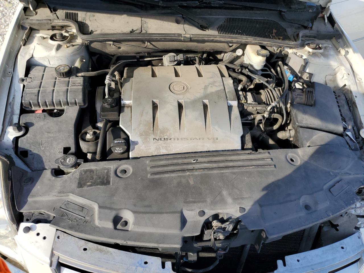 2009 Cadillac DTS - Image 11