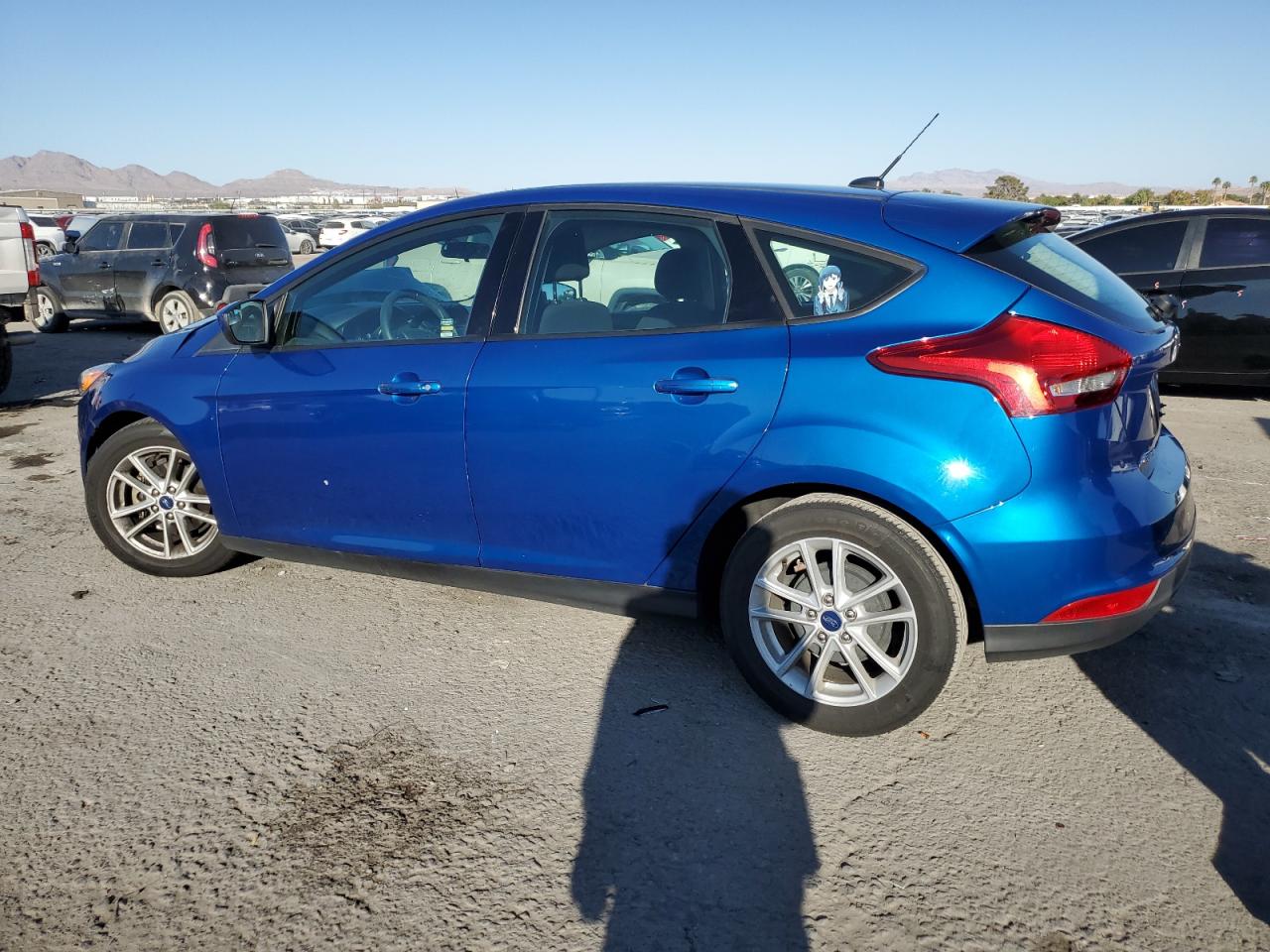 1FADP3K28JL250640 2018 FORD FOCUS - Image 2