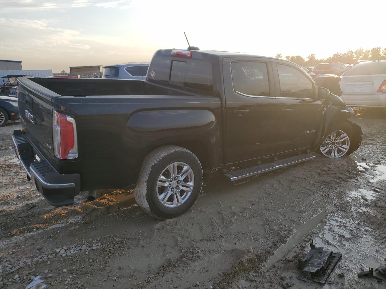2020 GMC Canyon - Image 3