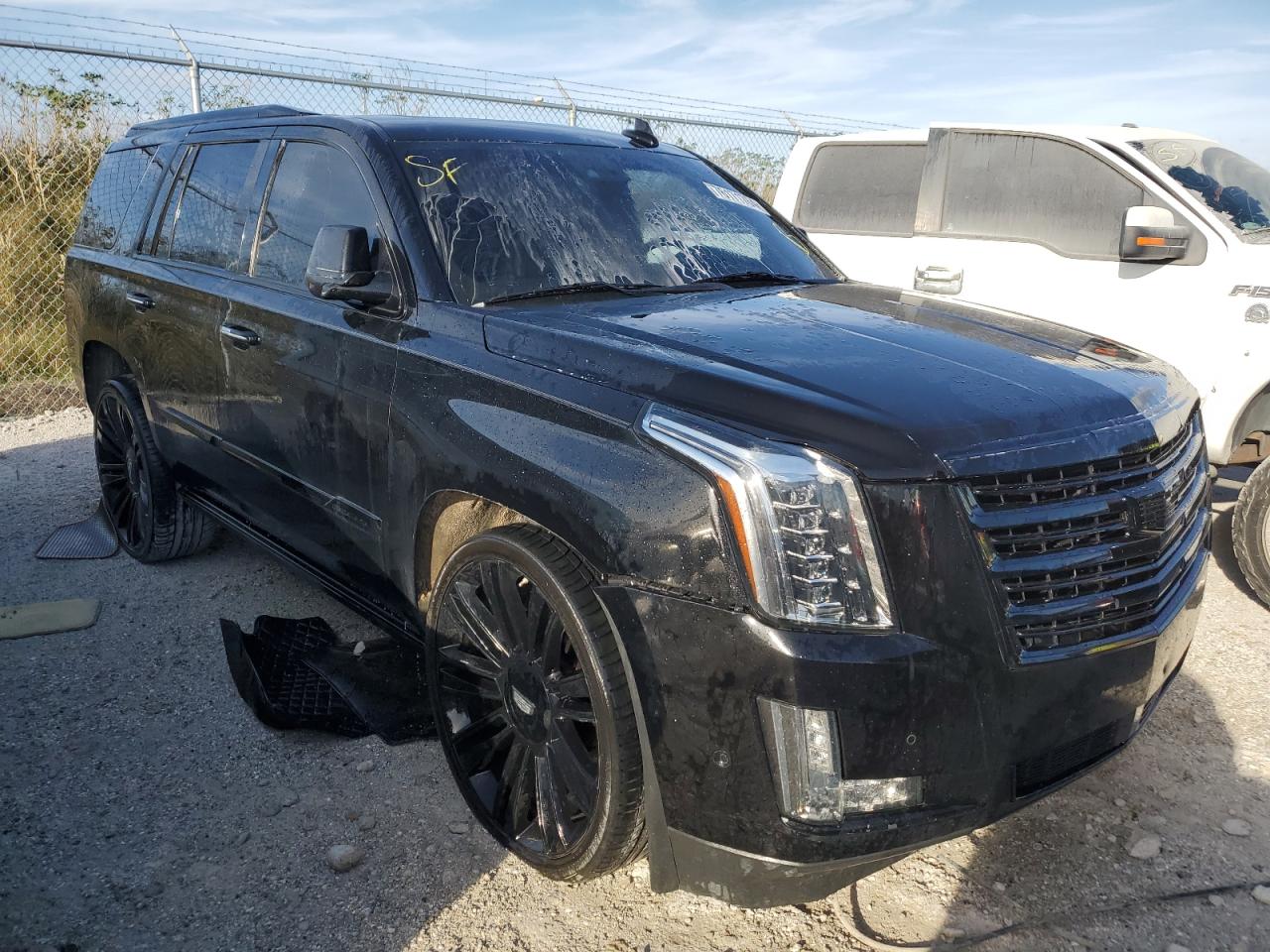 2018 Cadillac Escalade - Image 4