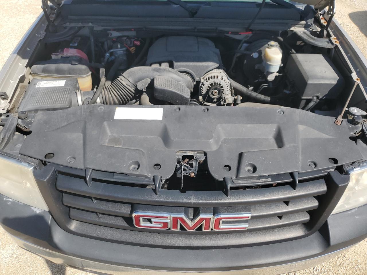 2008 GMC Sierra C1500 VIN: 1GTEC14C48Z248069 Lot: 73942334