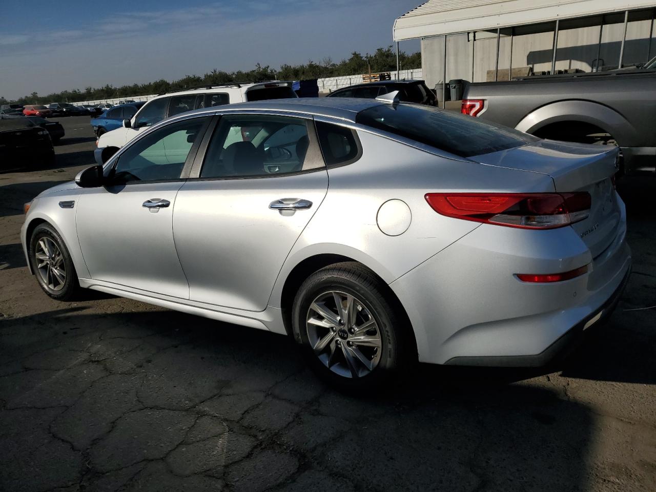 5XXGT4L34KG303349 2019 Kia Optima Lx