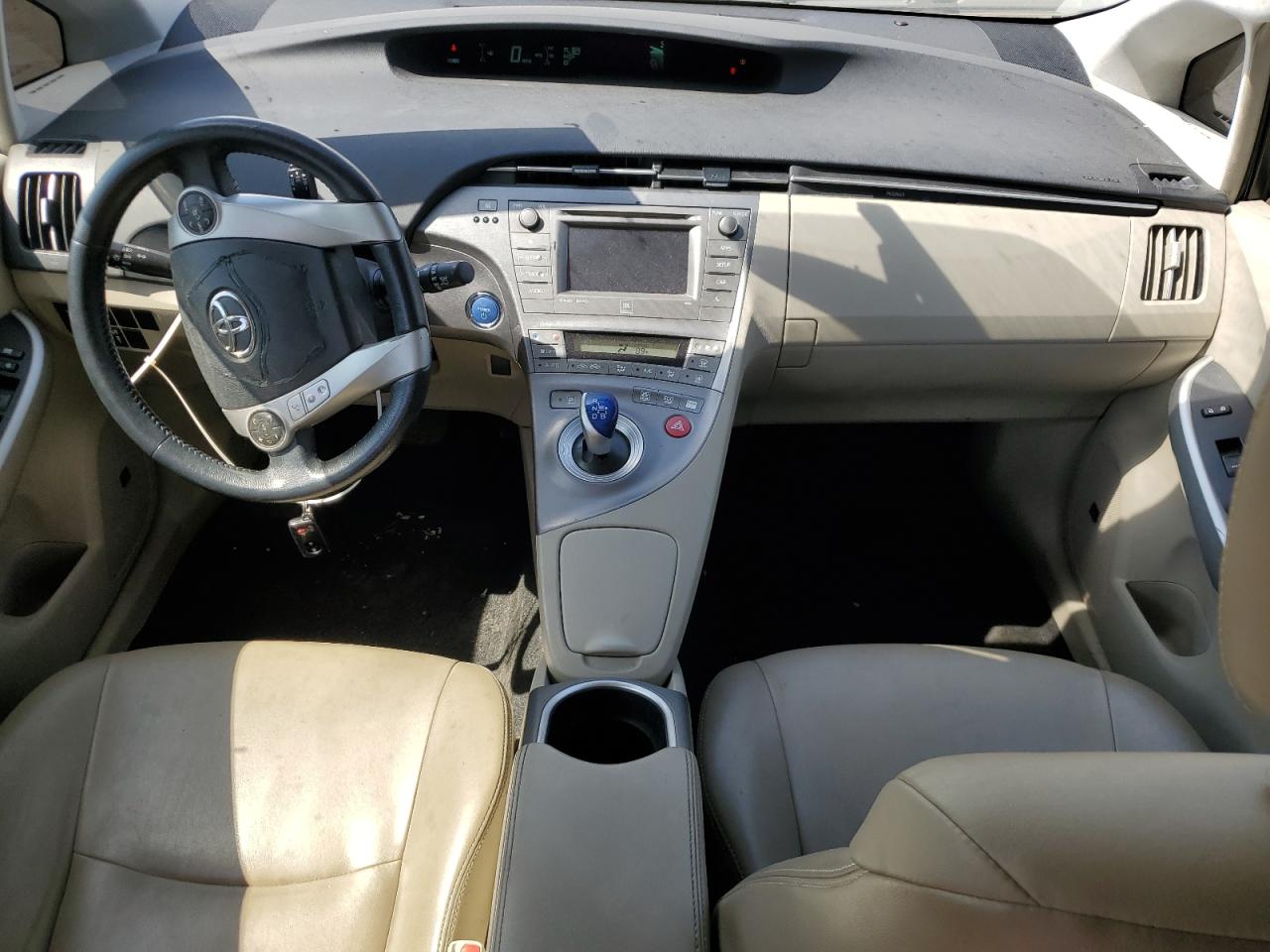 2014 Toyota Prius - Image 8