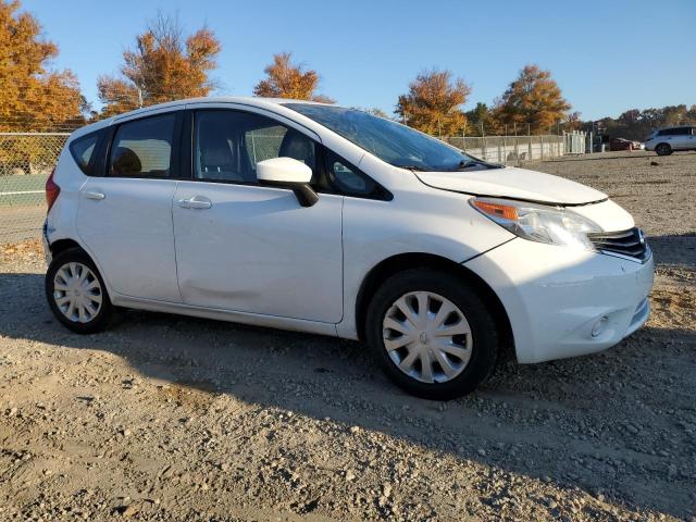  NISSAN VERSA 2015 Белый