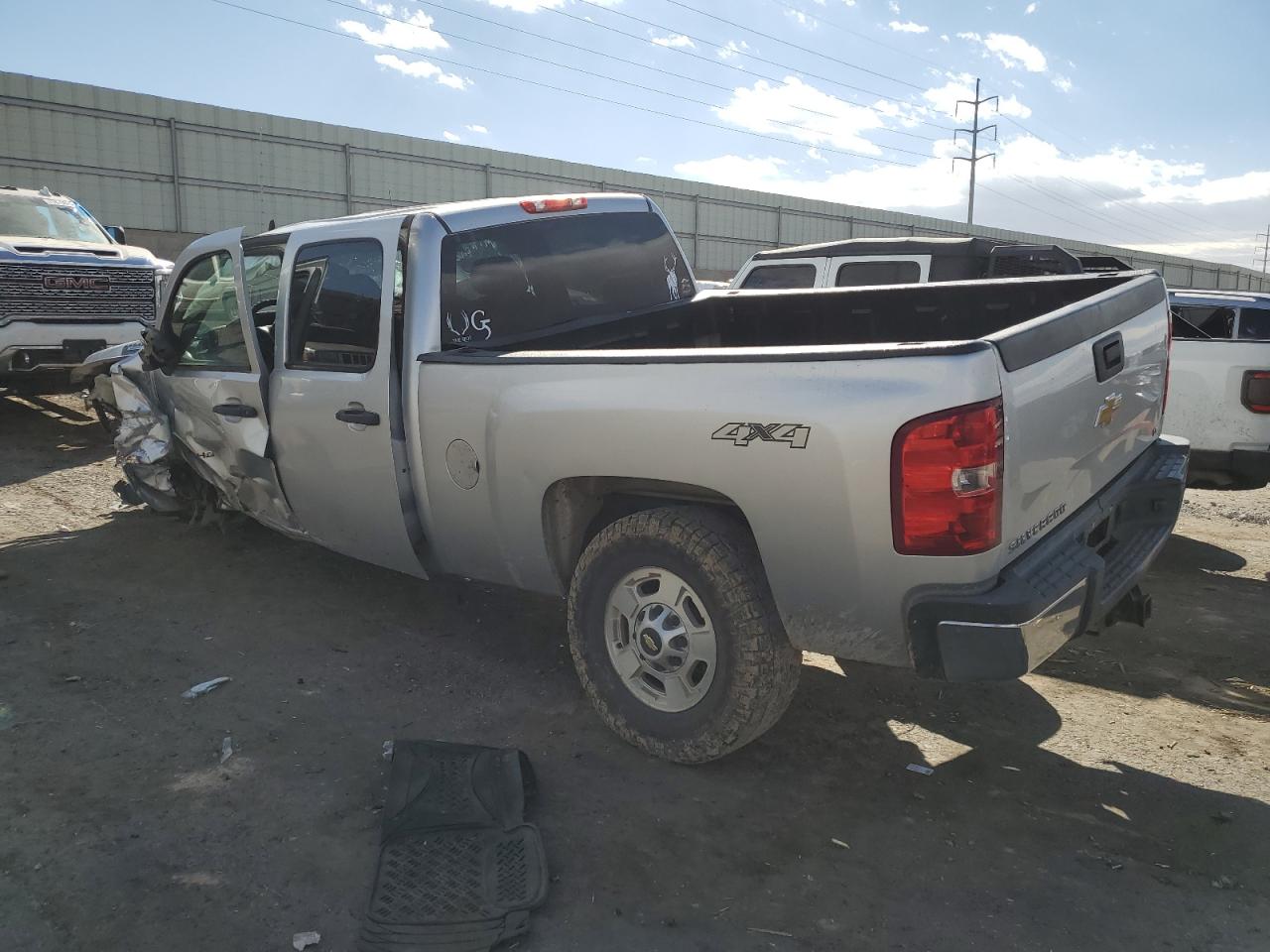 2013 Chevrolet Silverado - Image 2