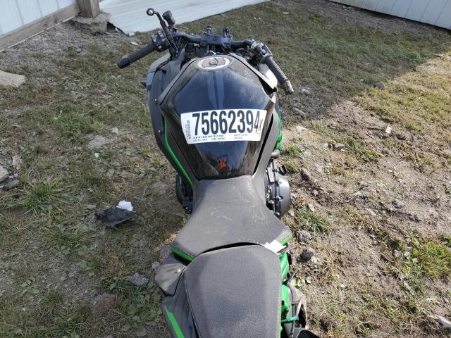  KAWASAKI ZR1000 L 2023 Черный