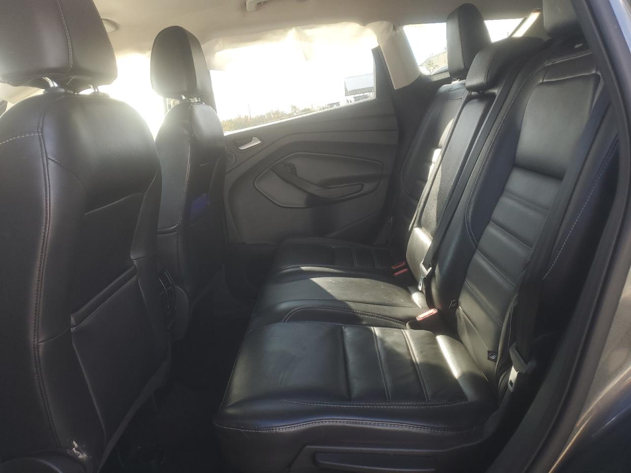 2017 Ford Escape - Image 11