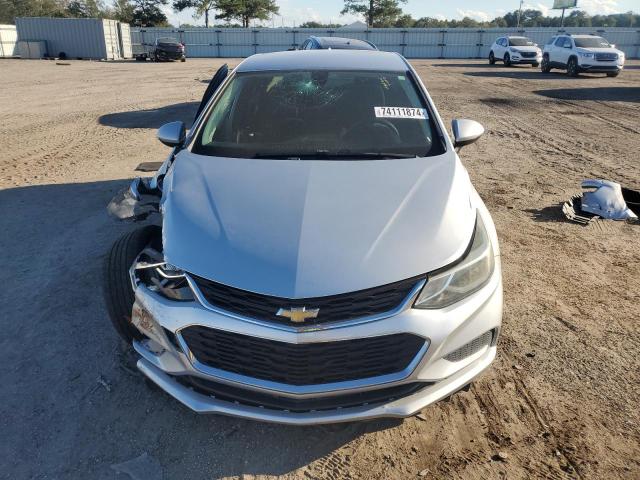  CHEVROLET CRUZE 2017 Srebrny