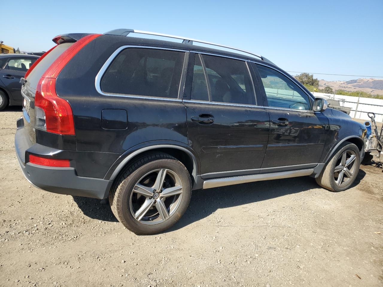 2010 Volvo XC90 - Image 3