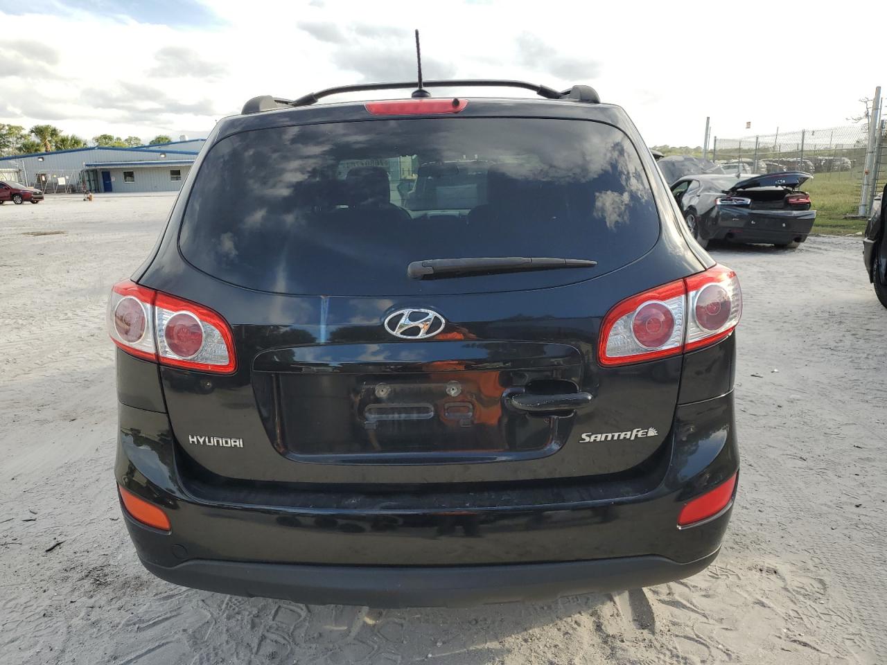 2011 Hyundai Santa Fe Gls VIN: 5XYZG3AB4BG017868 Lot: 76807764