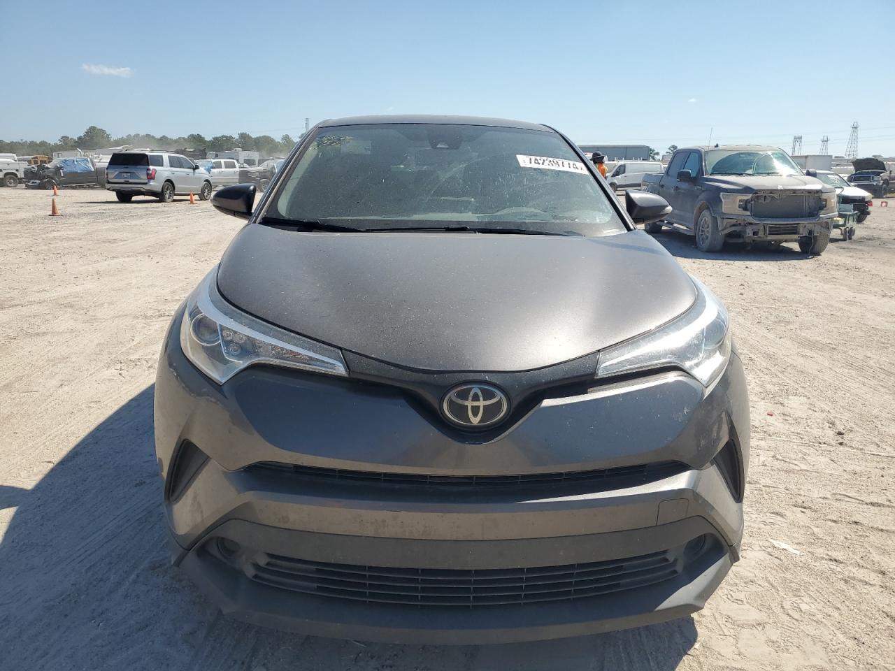 JTNKHMBX3K1037152 2019 Toyota C-Hr Xle