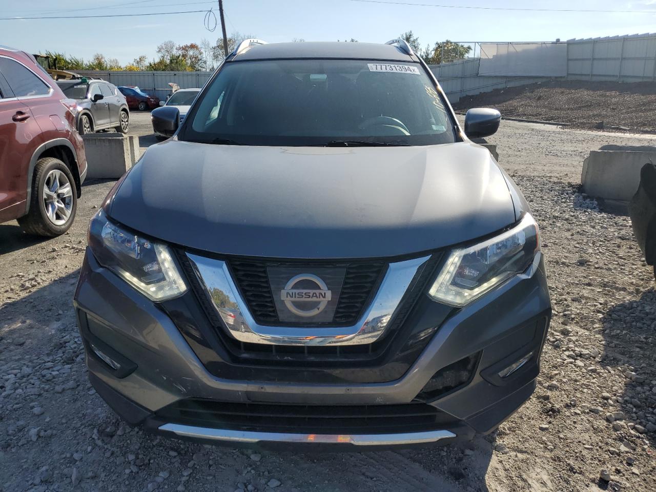 2017 Nissan Rogue - Image 5