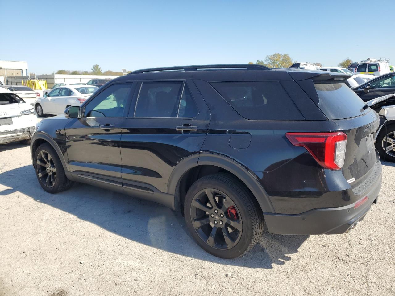 2020 Ford Explorer - Image 2