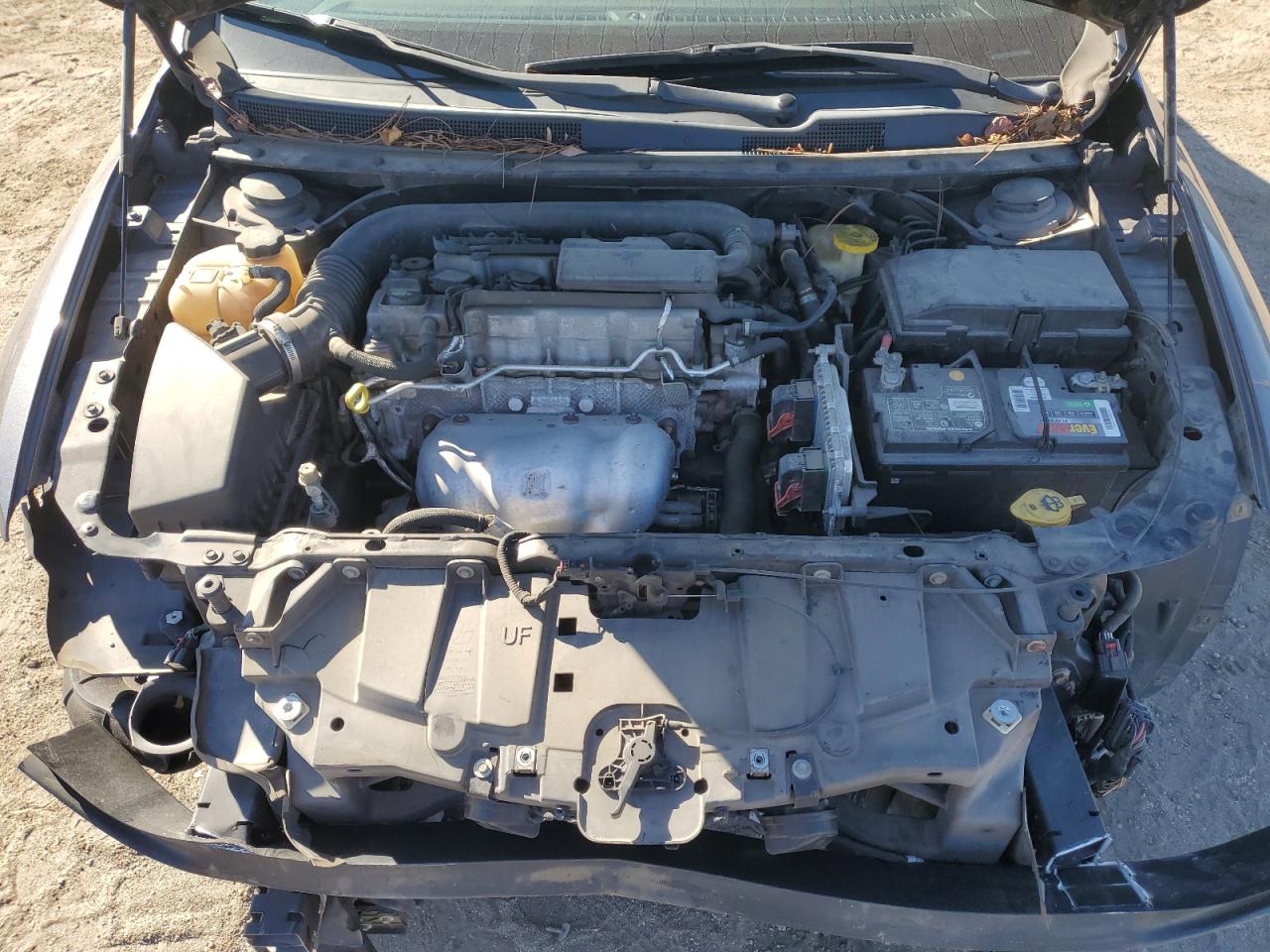 2016 Chrysler 200 - Image 11