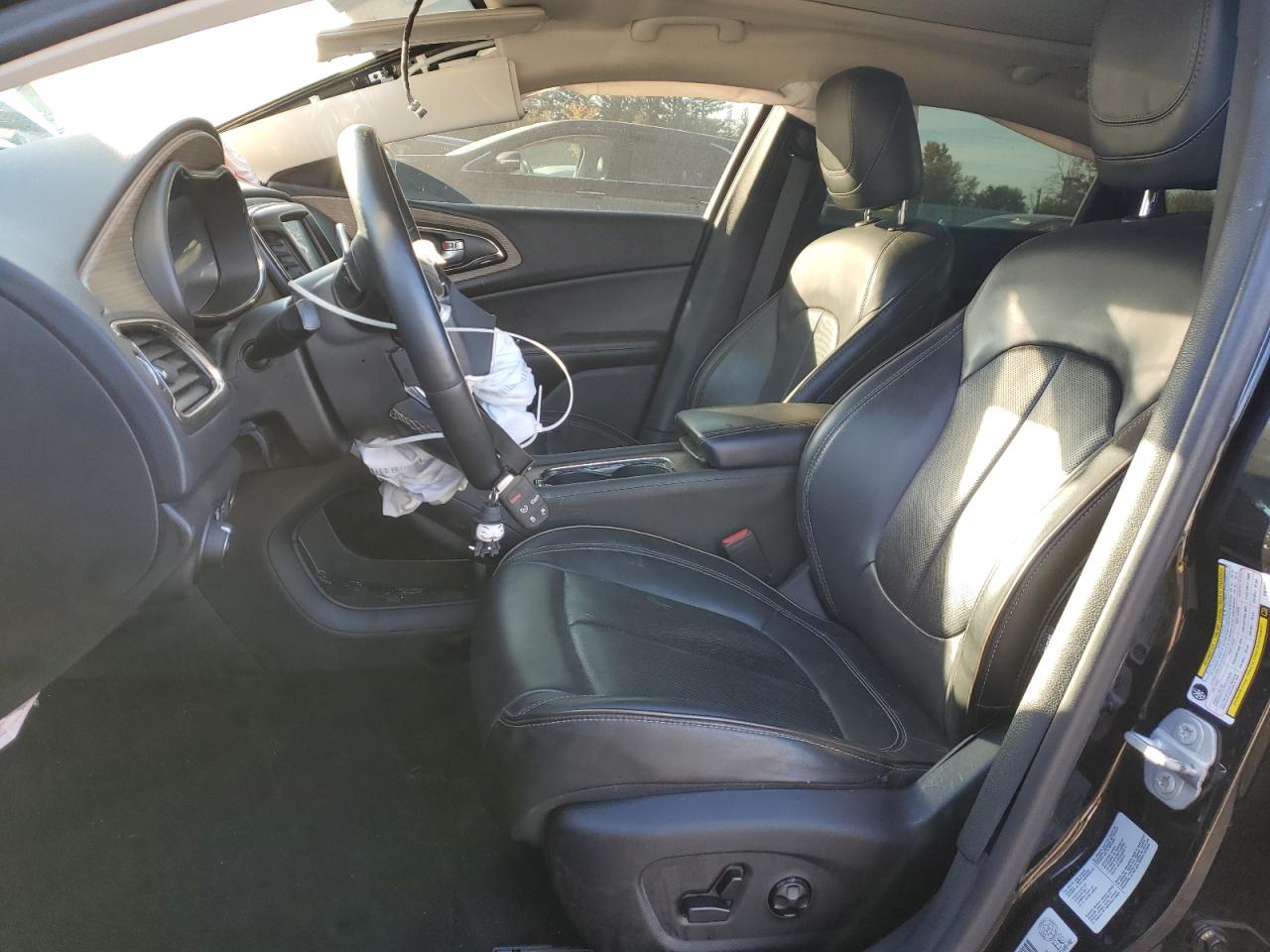 2015 Chrysler 200 C VIN: 1C3CCCCG7FN727960 Lot: 75710284