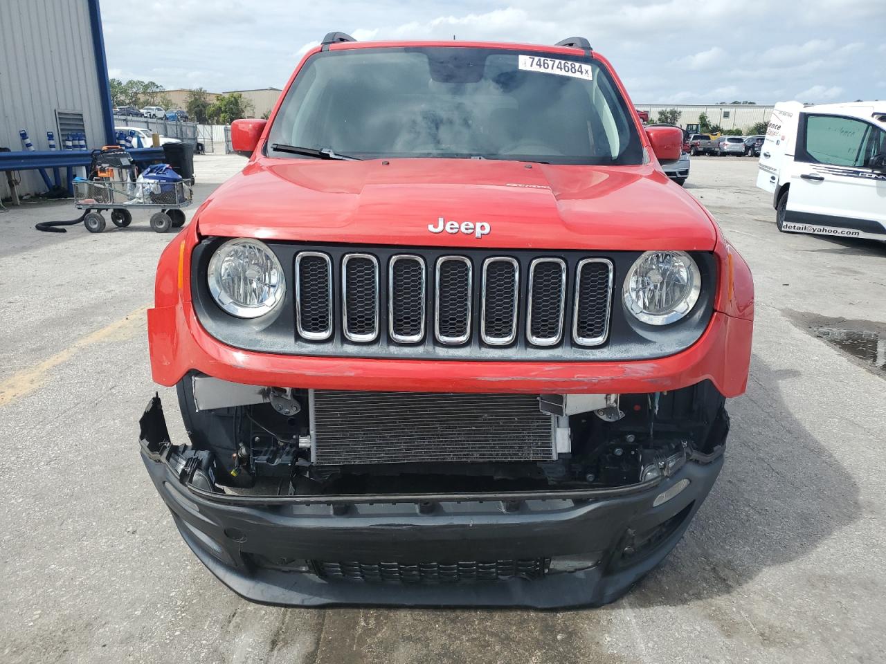 VIN ZACCJABB3JPH17325 2018 JEEP RENEGADE no.5