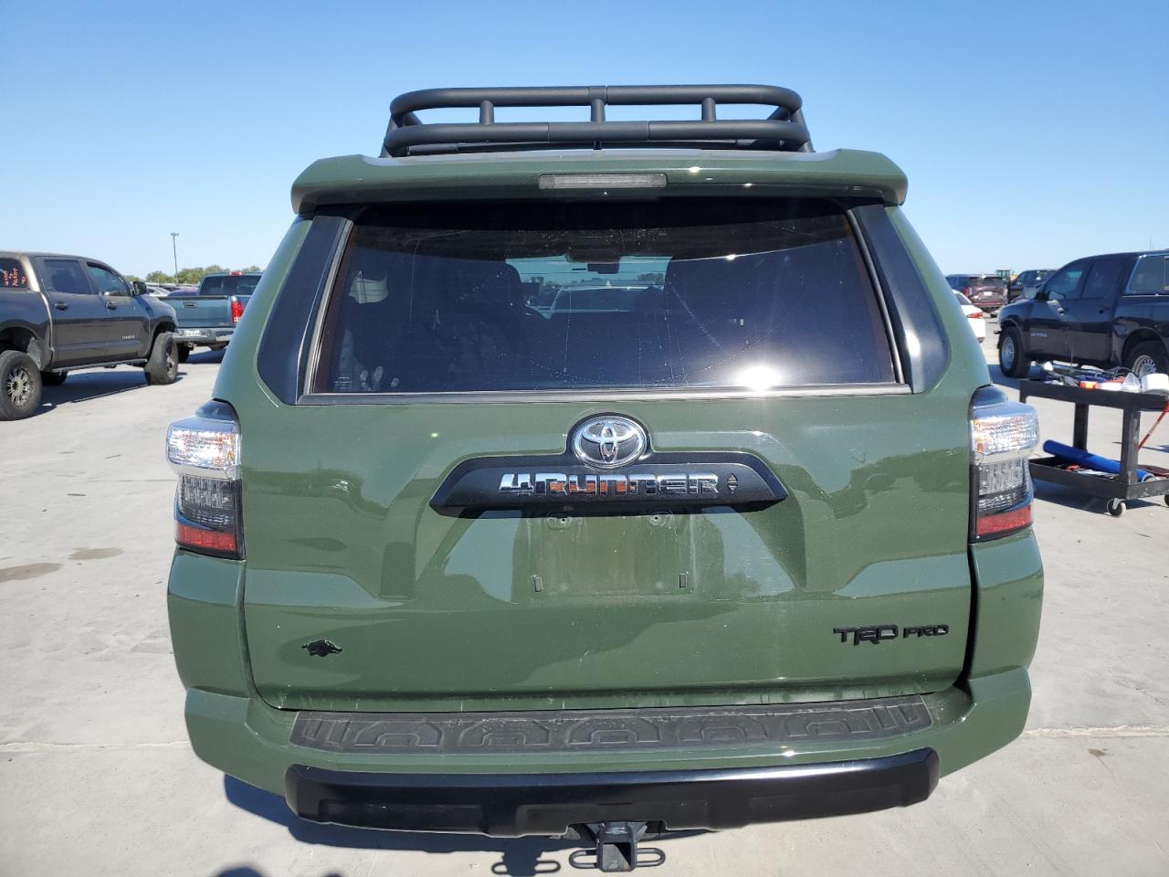 2020 Toyota 4Runner Sr5/Sr5 Premium VIN: JTEBU5JR4L5817448 Lot: 76134914