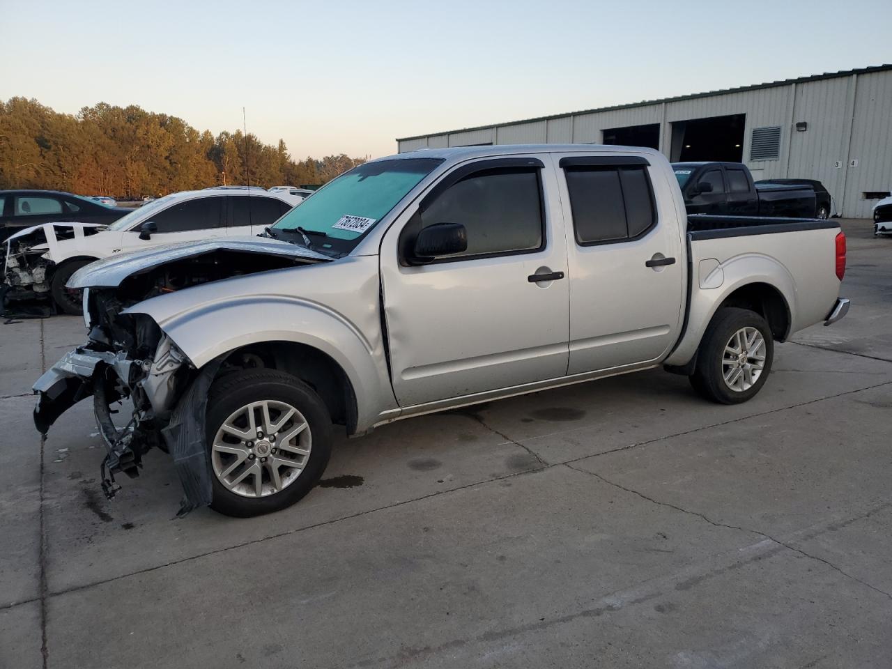 1N6AD0ER5FN704400 2015 NISSAN NAVARA - Image 1