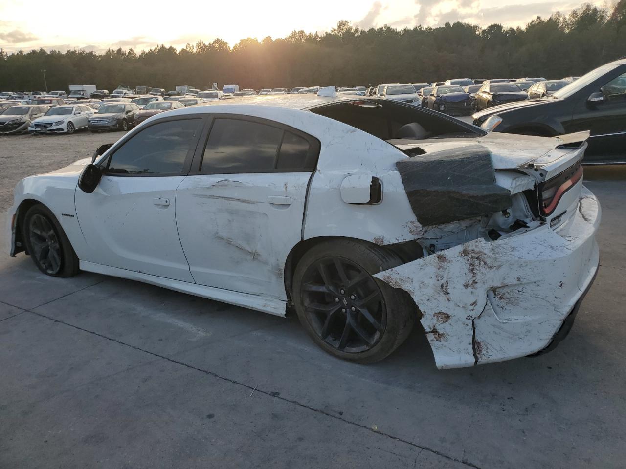 2020 Dodge Charger - Image 2