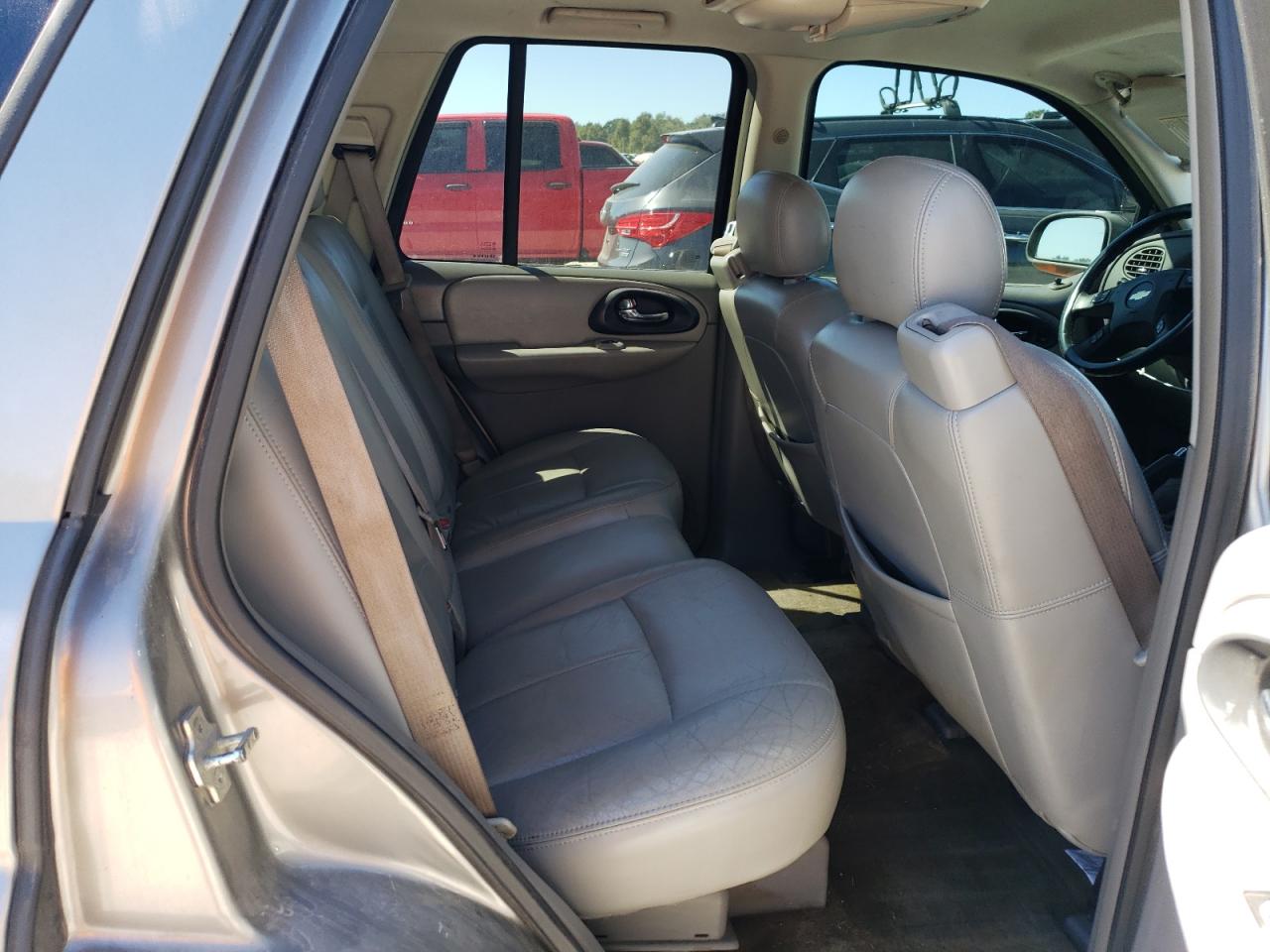 2005 Chevrolet Trailblazer Ls VIN: 1GNDT13SX52168517 Lot: 74300604