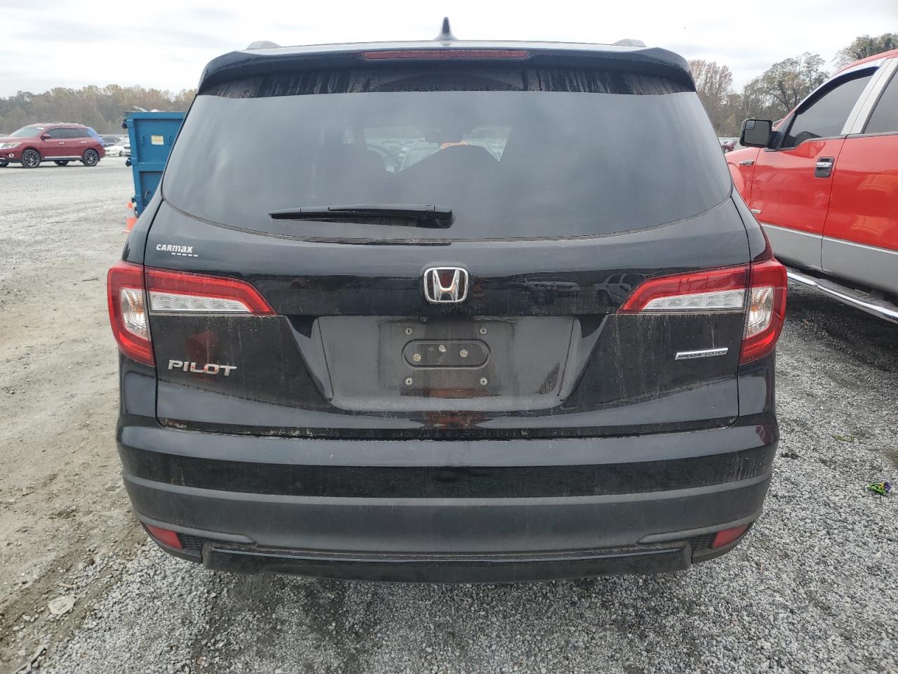 2021 Honda Pilot Se VIN: 5FNYF5H21MB041703 Lot: 77915004