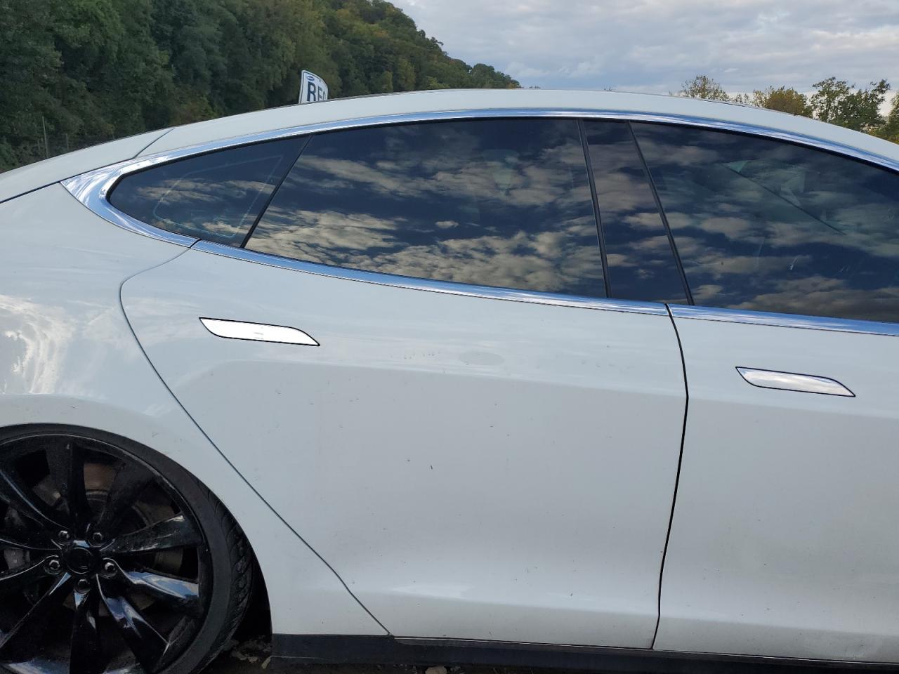 5YJSA1S10EFP38276 2014 Tesla Model S