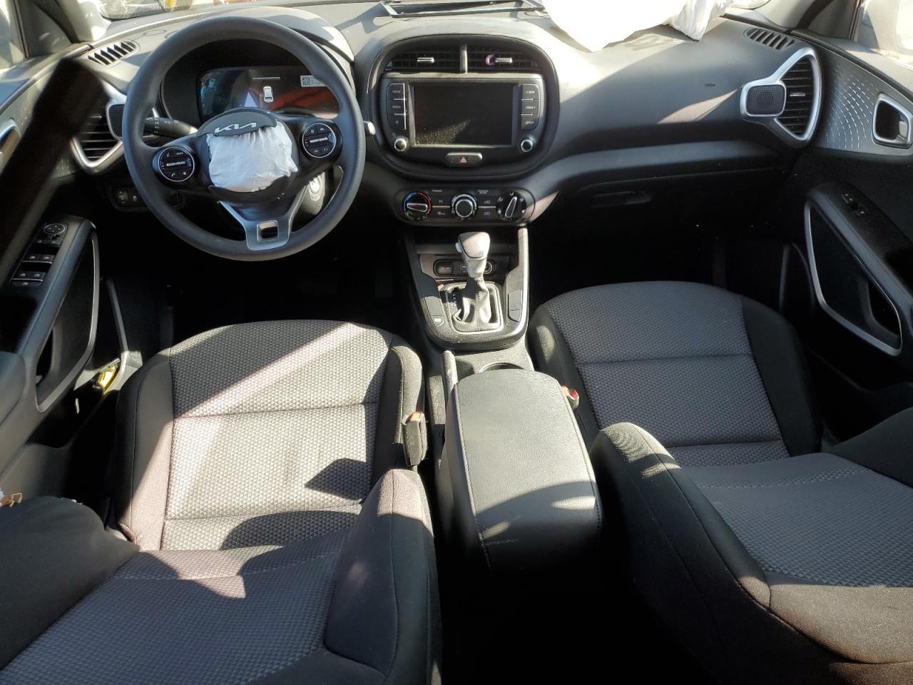 2024 Kia Soul - Image 8
