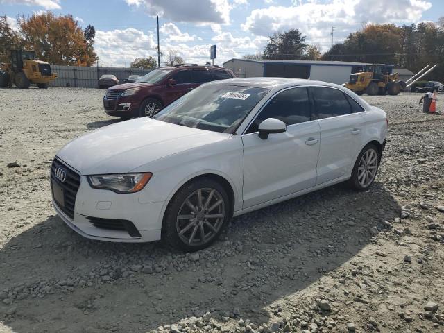  AUDI A3 2015 Белы