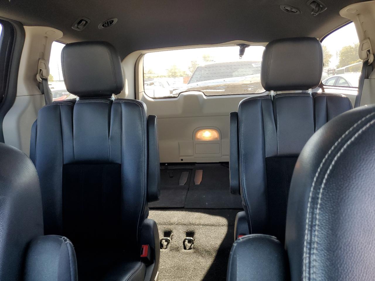 2017 Dodge Grand Caravan Sxt VIN: 2C4RDGCG6HR629602 Lot: 76528004