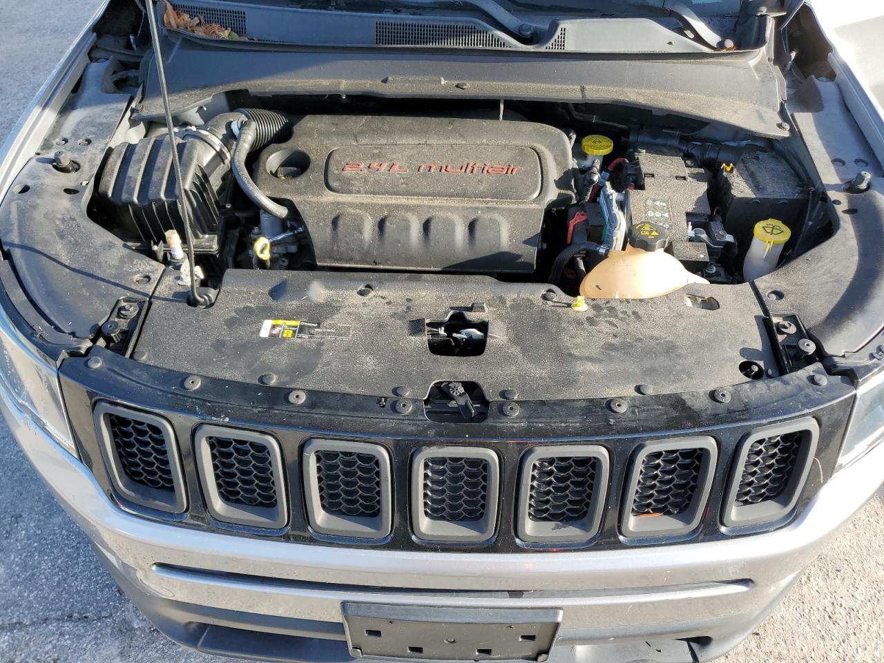 3C4NJDBB7HT680518 2017 Jeep Compass Latitude