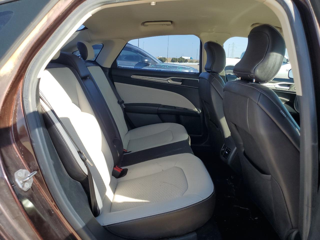 2019 Ford Fusion - Image 10