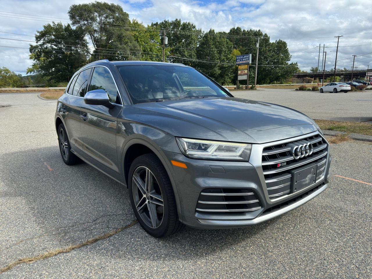 WA1A4AFY2J2146301 2018 AUDI SQ5 - Image 1