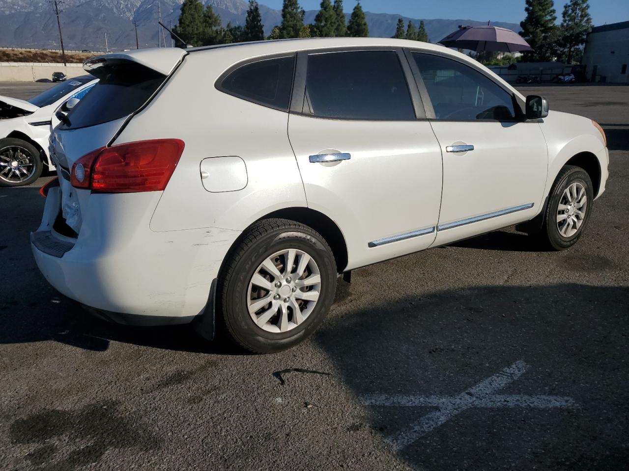 2011 Nissan Rogue - Image 3