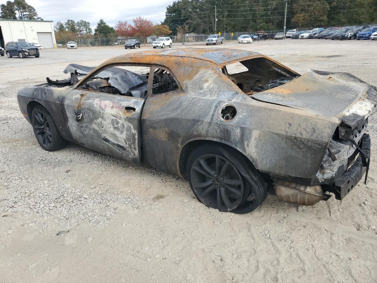 2016 Dodge Challenger - Image 2