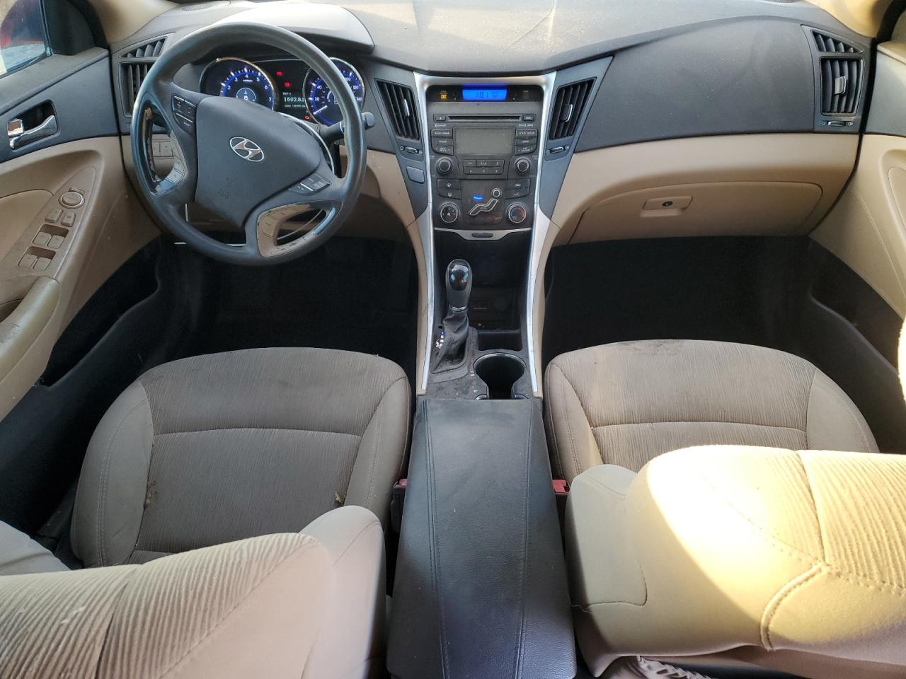 2013 Hyundai Sonata - Image 8
